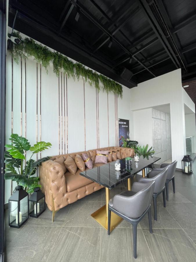 Harmony Phnom Penh Hotel Exterior photo