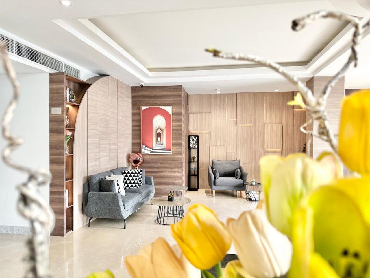 Harmony Phnom Penh Hotel Exterior photo